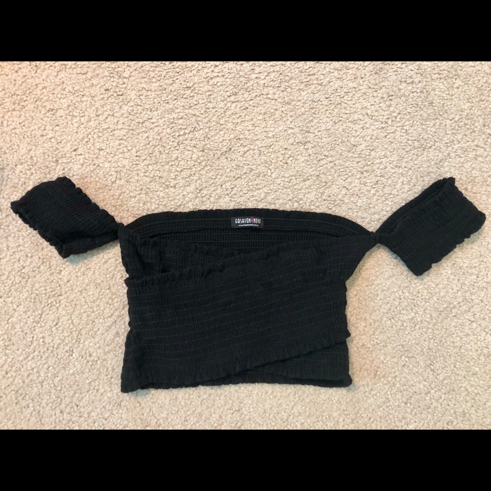 Fashion Nova - Our Own Souls Smocked Top - Black